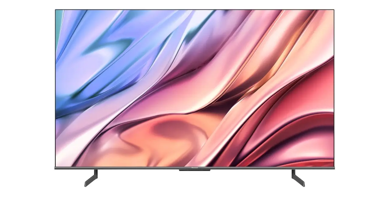 Hisense U80H 8K Mini-LED TV showing fine colour gradients